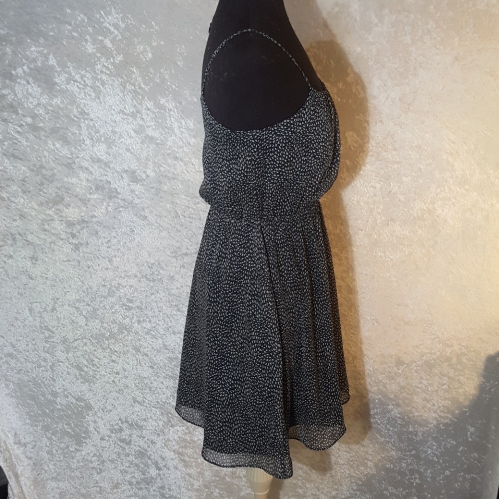 LOFT Sundress - Picture 3 of 8